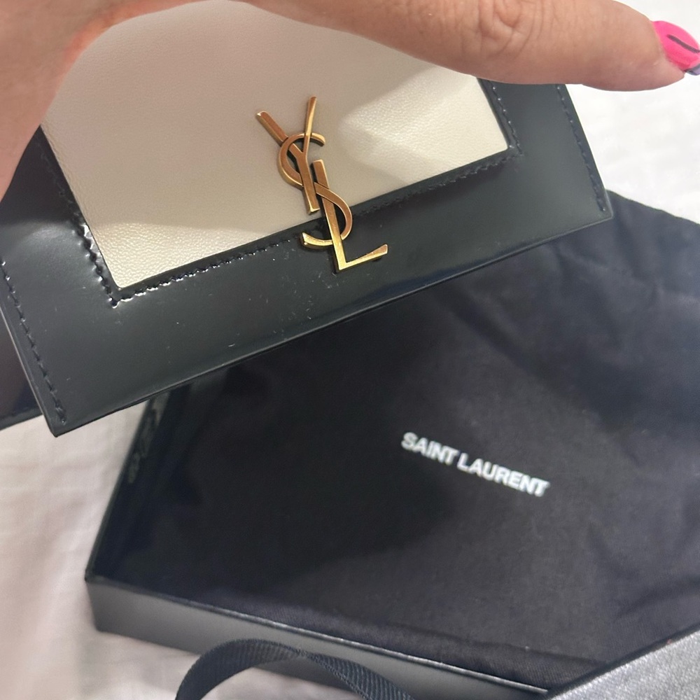 Yves Saint Laurent Black and Cream Key Card Holder On SALE 🛑 - Picture 12 of 12